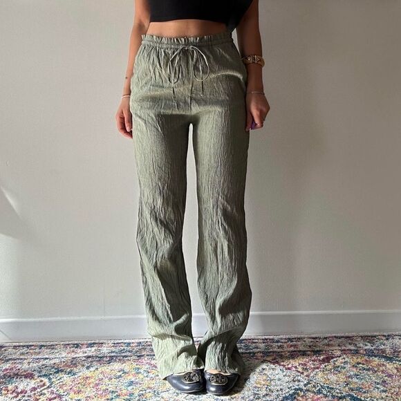 Zara khaki crinkle flared boho high rise pants - Picture 1 of 4